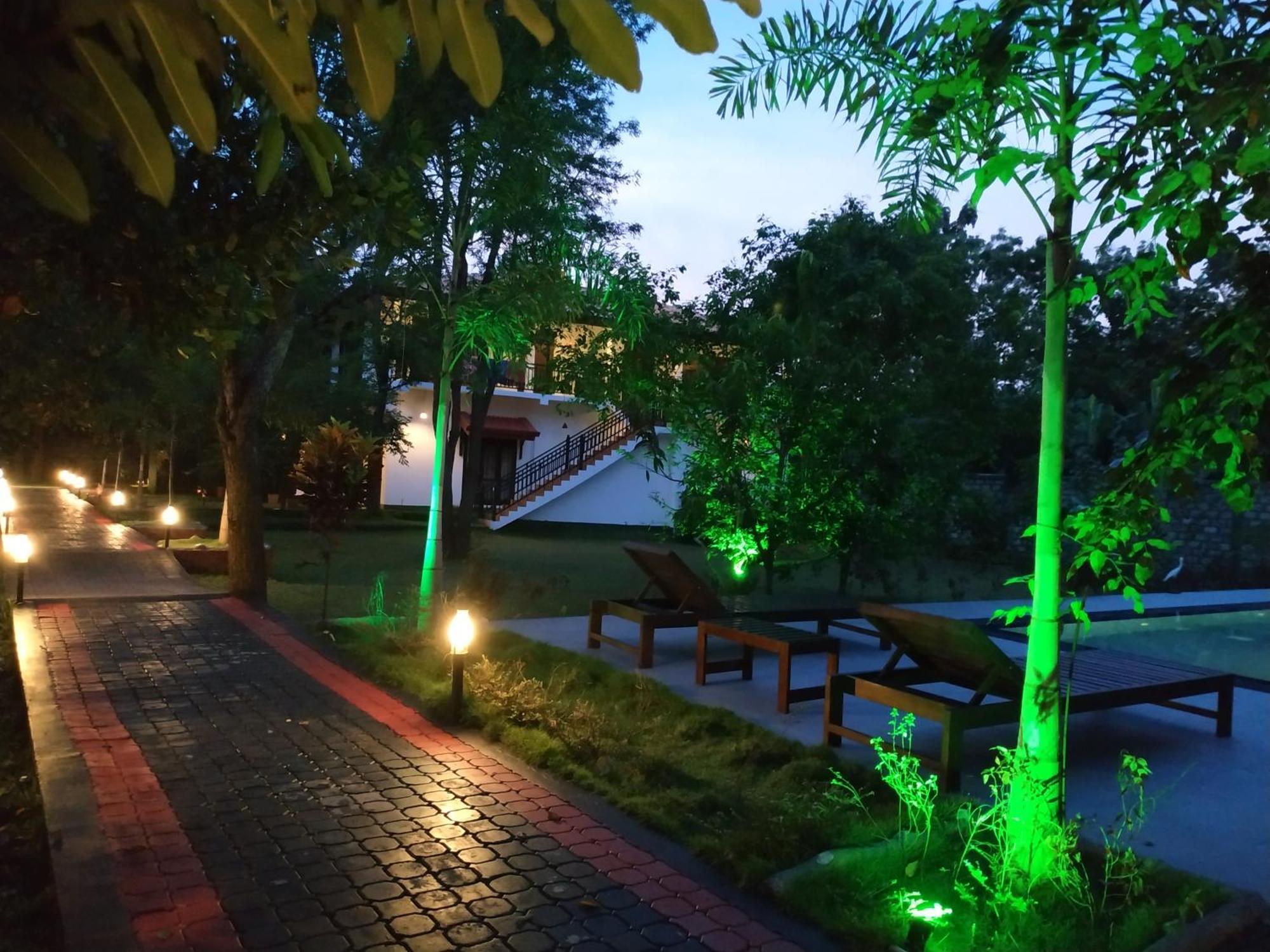 Sigiriya Cashew Palace Resort Daganapothaha Eksteriør billede